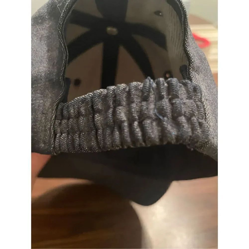 Billabong Cap - Picture 2 of 4